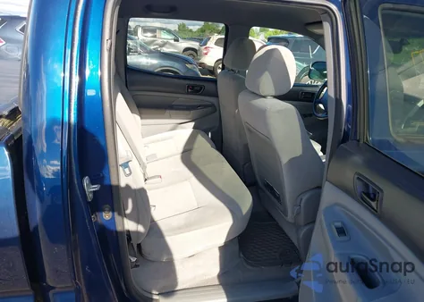 2006 Toyota Tacoma Base V6 z USA, uszkodzony, nr VIN 5TEMU52NX6Z310192